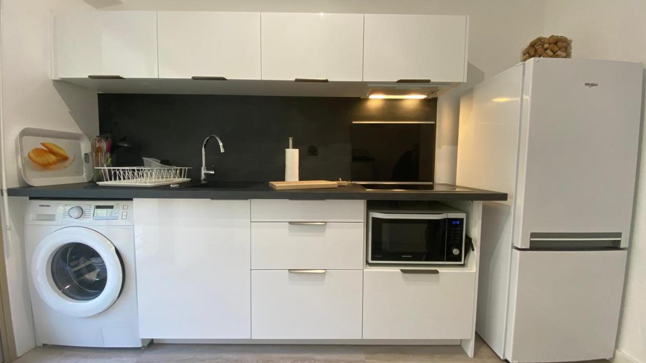Escape To The French Riviera Apartment Вилафранк-сюр-Мер Екстериор снимка